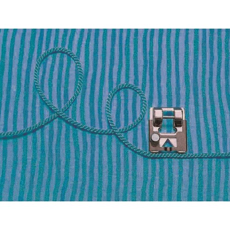 Pied soutacheur ELNA 5 mm réf 49466015