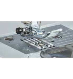 Machine à coudre BROTHER INNOVIS A16 + CADEAU