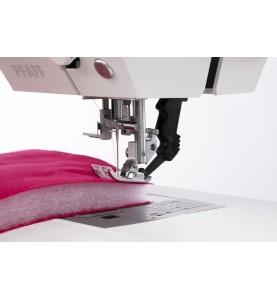 Machine à coudre PFAFF AMBITION 620 - 2 % de remise
