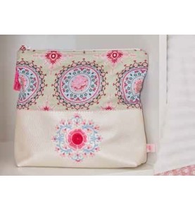 Machine à broder BROTHER INNOVIS V3 LE