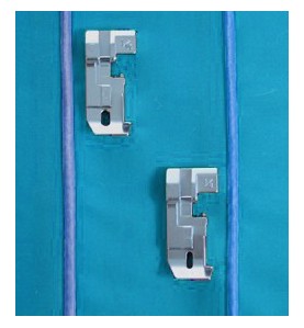 Pack 2 pieds passepoil 1/8 ET 3/16 pouce surjeteuse ELNA 202039011