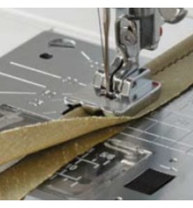 Pied double passepoil I JANOME 9 mm réf 202088004