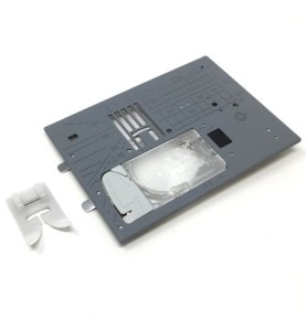 Pack plaque aiguille téflon + pied téflon JANOME 9 mm réf 202201005