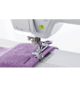 Pied boutonnière avec plaque stabilisatrice BROTHER F083 pour Innov...