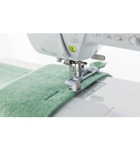 Pied boutonnière avec plaque stabilisatrice BROTHER F084 pour Innov...