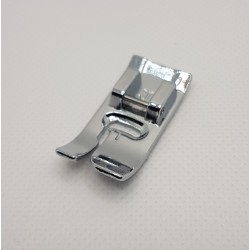 Pied standard J BROTHER 5 mm XC4901121