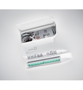 Machine à coudre et à broder HUSQVARNA DESIGNER SAPPHIRE 85