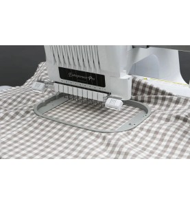 Cadre à broder Quilting 200 x 200 mm BROTHER PR réf PRPQF200