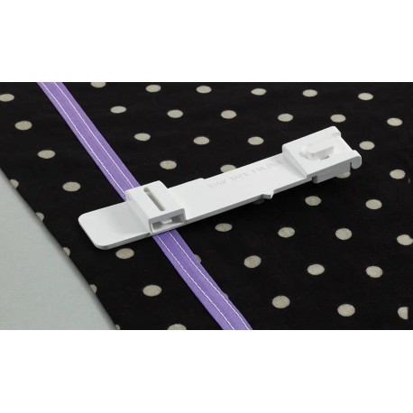 Guide bande de renfort recouvreuse BROTHER SA222CV biais de 12,7 mm CV3440 et CV3550