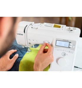 Machine à coudre BROTHER INNOVIS A16 et son sac Brother offert