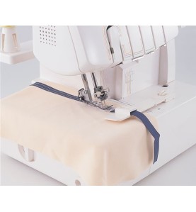 Guide bande de renfort recouvreuse BROTHER SA222CV biais de 12,7 mm...