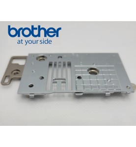 Plaque aiguille BROTHER Innovis A16 réf XH2340001