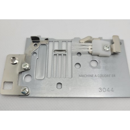 Plaque aiguille BROTHER Innovis V5 et V7 réf XF3043001