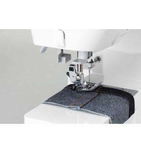 Machine à coudre JUKI HZL-G220 + sa table d'extension
