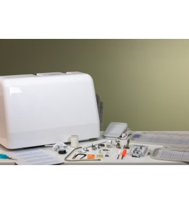 Machine à coudre et à broder BROTHER INNOVIS F580 + cadre magnétiqu...