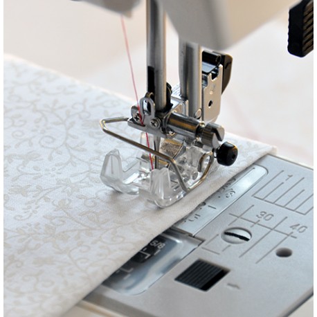 Pied zigzag transparent avec protège-doigts ELNA 7 mm réf 749522005