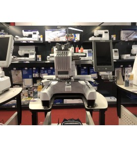 Machine à broder BROTHER PR680W Entrepreneur + Table VRPRNSTD et Sy...