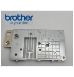 Plaque aiguille Brother Innovis 2700 réf XF8847001