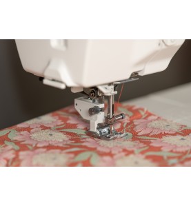 Machine à coudre ELNA EXCELLENCE 782