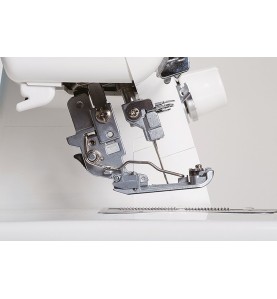 Recouvreuse JUKI MCS-1800 KIREI