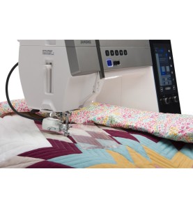 Machine à coudre JANOME MEMORY CRAFT 9480 QC Professional + coffret...