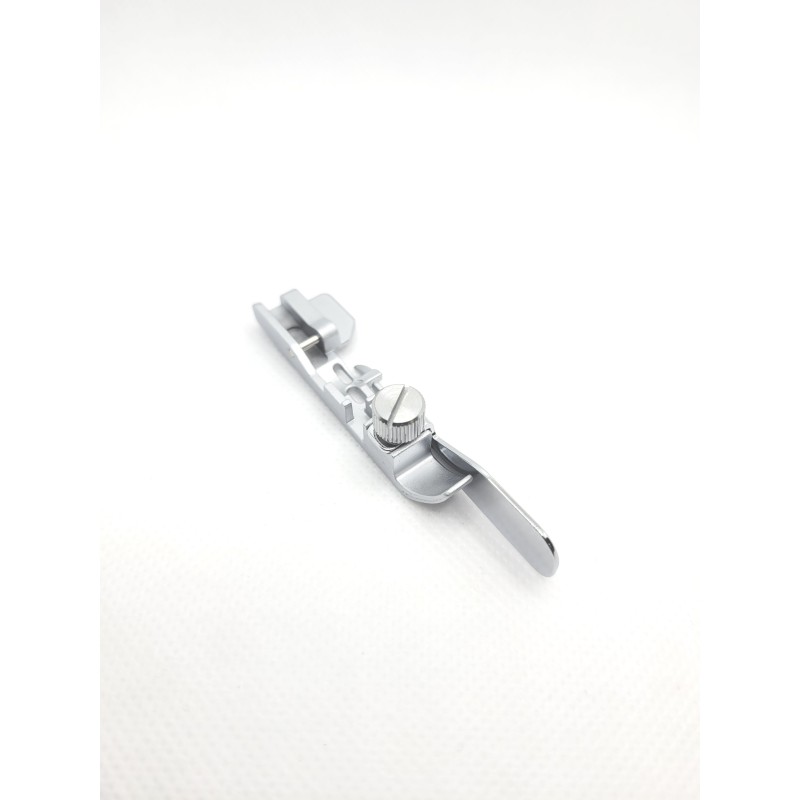 Pied point invisible JUKI MO-2500 et MO-3500 réf 40267374 Pied point invisible JUKI MO-2500 et MO-3500 réf 40267374