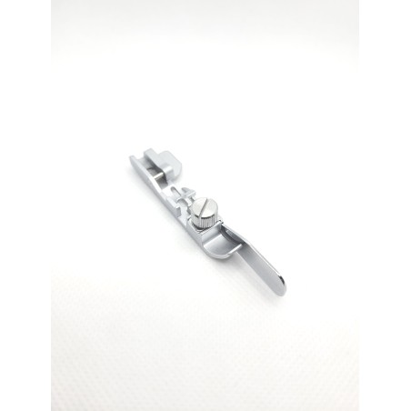 Pied point invisible JUKI MO-2500 et MO-3500 réf 40267374