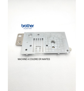 Plaque aiguille BROTHER Innovis 10, 30, 50 réf XE1827201