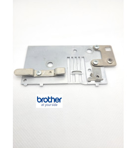 Plaque aiguille BROTHER Innovis 10, 30, 50 réf XE1827201