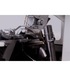 Surjeteuse JUKI MO-734DEN