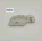 Couvercle de plaque aiguille BROTHER Innovis V3, V5, V7, VQ2 et Stellaire réf XE8992101