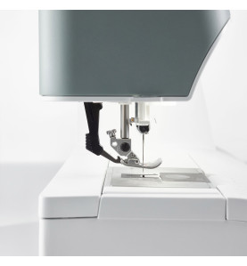 Machine à coudre PFAFF QUILT EXPRESSION 720 Special Edition - 2 % d...