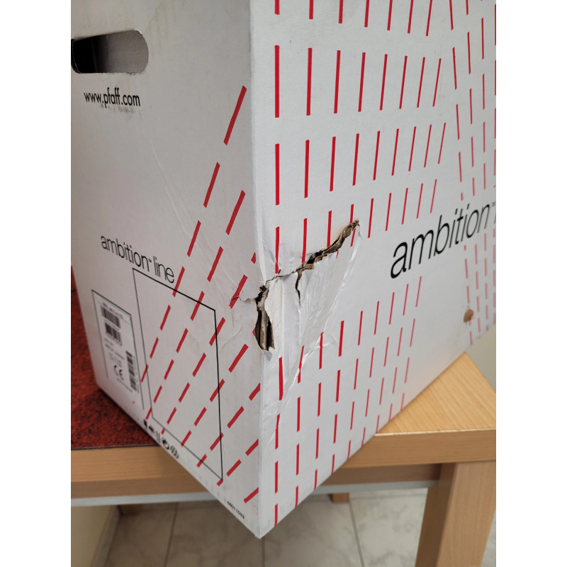 Pfaff Ambition 610 - colis endommagé - garantie 2 ans - Retrait magasin