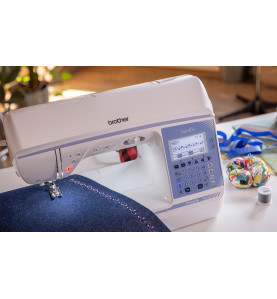 Machine à coudre BROTHER INNOVIS 1350 Inventio + CADEAU BROTHER
