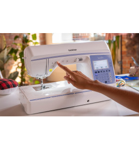Machine à coudre BROTHER INNOVIS 1350 Inventio + CADEAU BROTHER