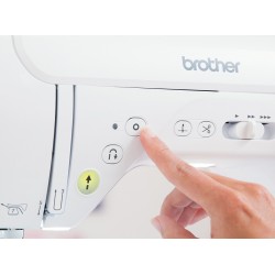 Machine à coudre BROTHER INNOVIS F420 + table d'extension WT14 offerte