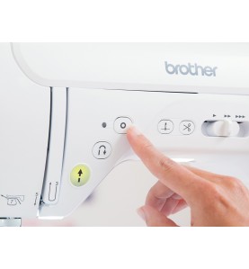 Machine à coudre BROTHER INNOVIS F420 + table d'extension WT14 offerte