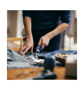 Cutter circulaire Fiskars diamètre 45 mm gris réf 1066465