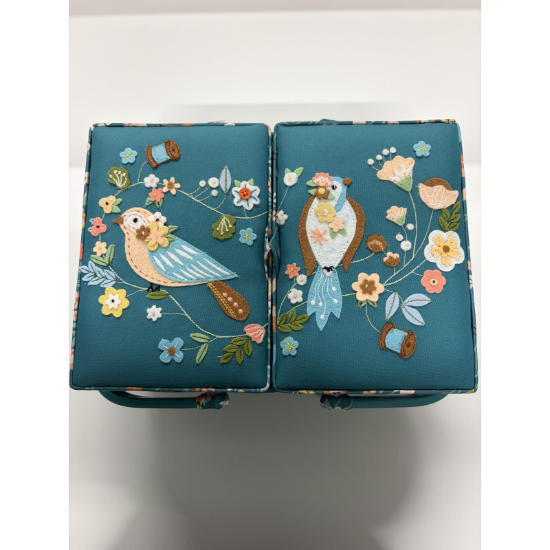 Boîte à couture brodée  29 x 21 x 18 cm HGTLRA/664