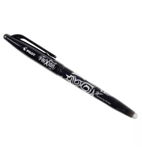 Stylo à pointe feutrée noir avec encre effaçable Frixion