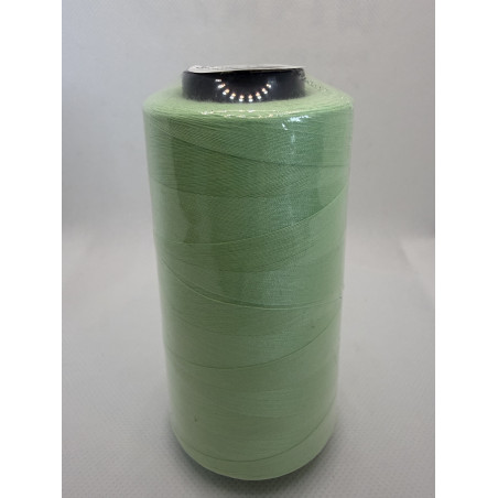 Cône 2743 m polyester vert clair 6230-130 couture & surfilage