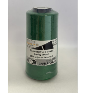 Cône 2743 m polyester vert foncé 6230-136 couture & surfilage