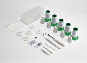 Accessoires livrés avec la recouvreuse Elna Extend Covermax